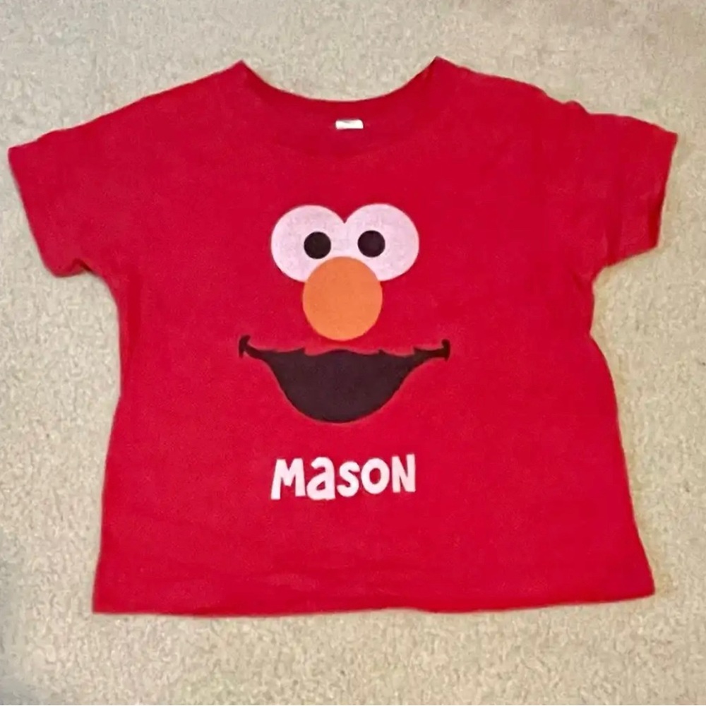 Personalized Elmo Tshirt, Size 2, says Mason
